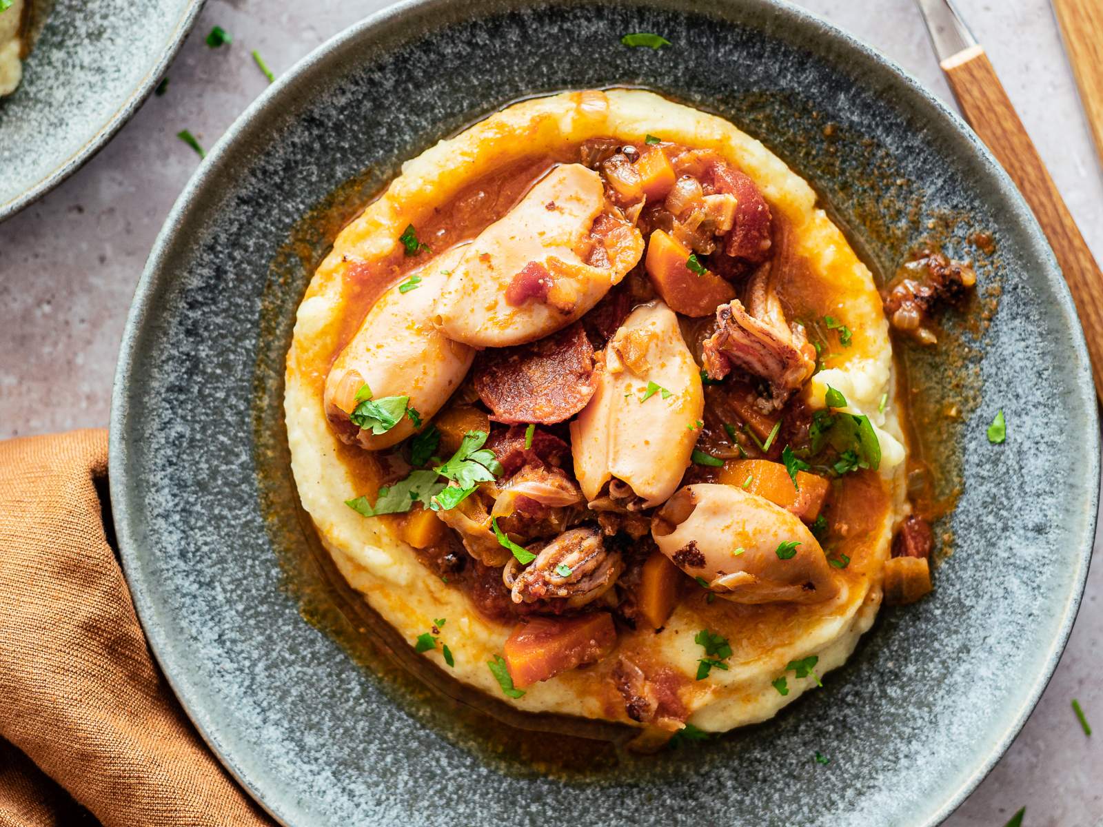 Lulas Estufadas com Puré